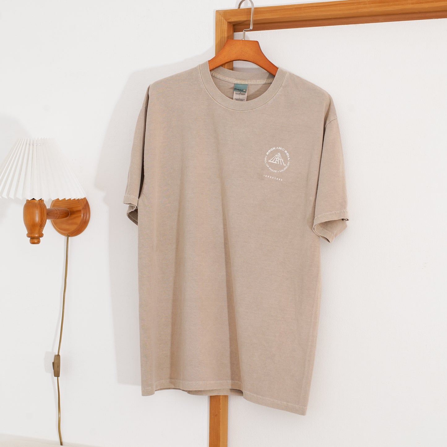 R&R Museum Tee 美術館で売っていたギターTシャツ|ギターストラップ屋が選ぶ古着&雑貨