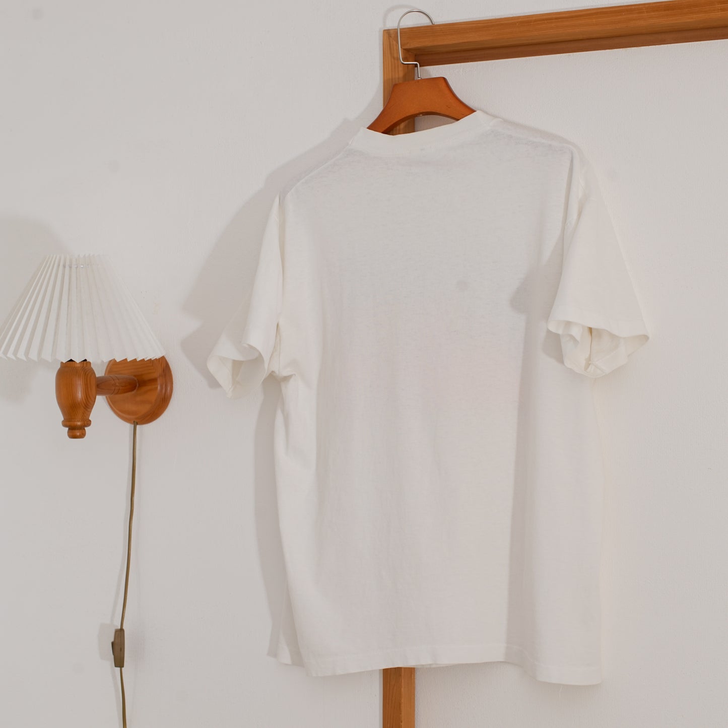 Coyote & Guitar Tee コヨーテ&ギターTシャツ|ギターストラップ屋が選ぶ古着&雑貨