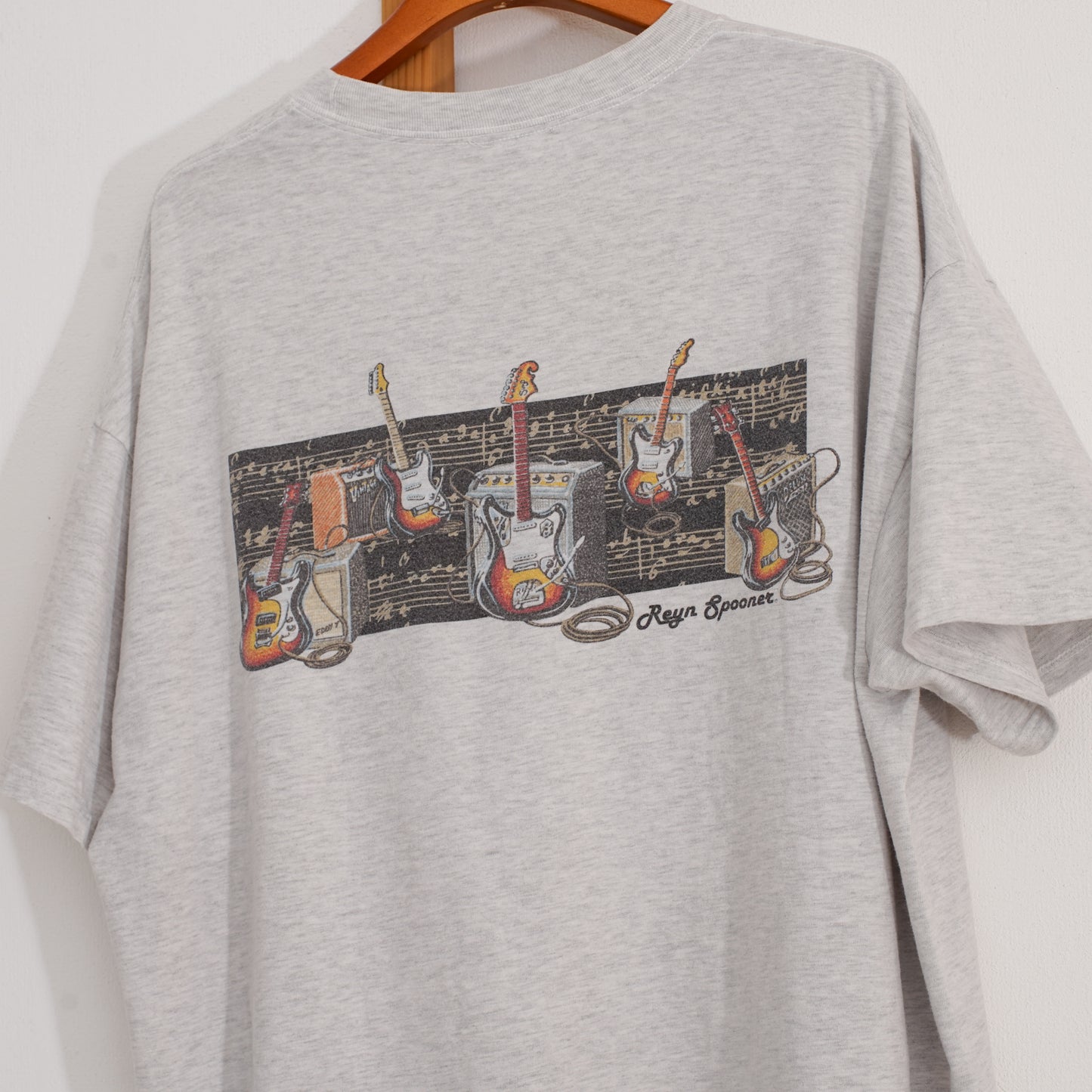 Bizarre Guitars & Amplifiers Tee ビザールギターTシャツ|ギターストラップ屋が選ぶ古着&雑貨