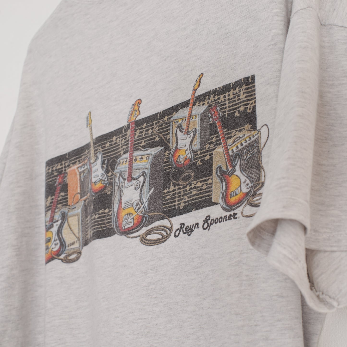 Bizarre Guitars & Amplifiers Tee ビザールギターTシャツ|ギターストラップ屋が選ぶ古着&雑貨