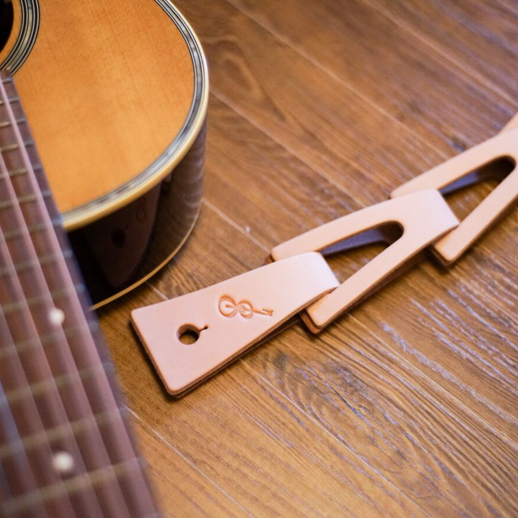 kolmio for ukulele 콜미오 | 비늘 같은 우쿨렐레 스트랩