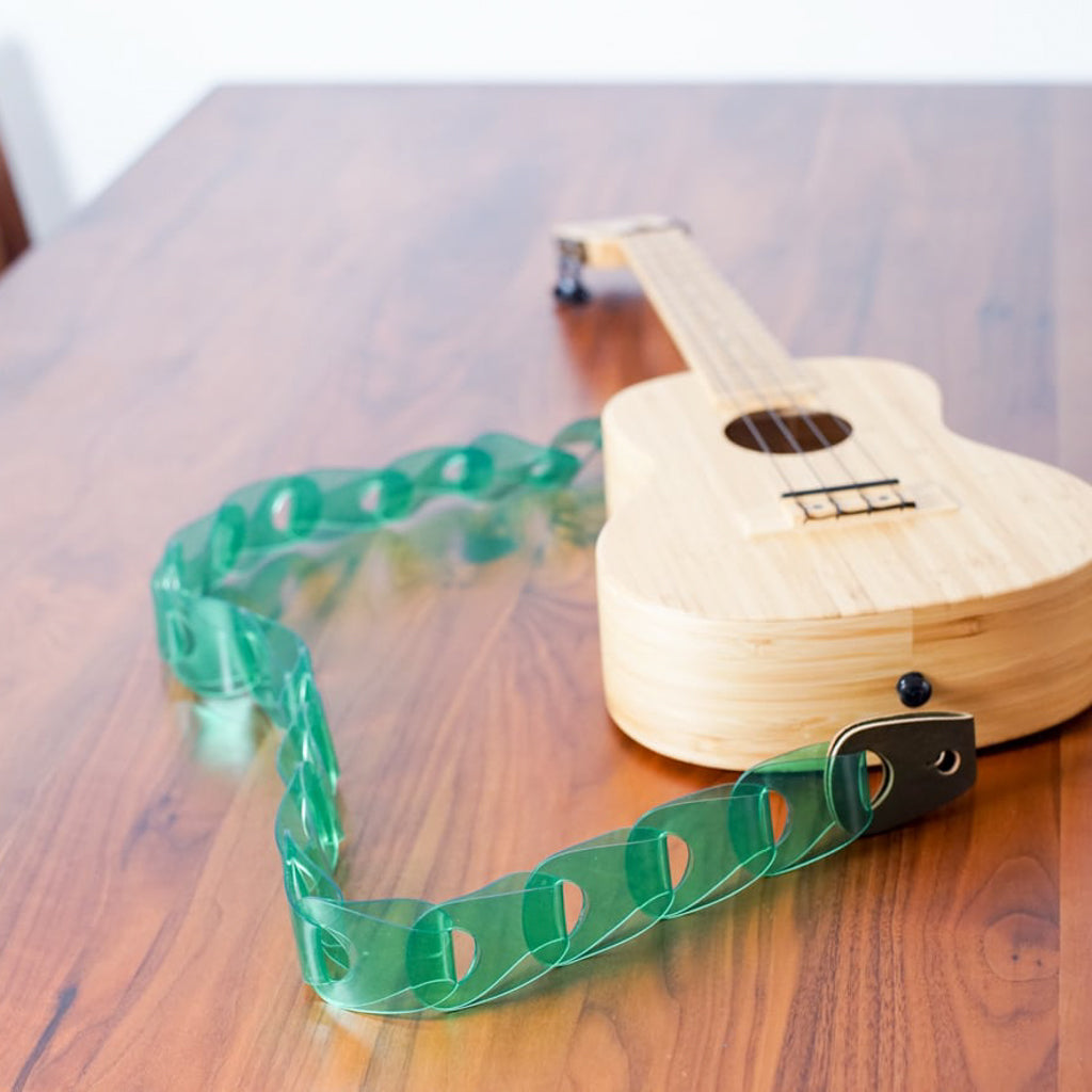 Wellington for ukulele Clear ver. ウェリントン|ウロコのようなウクレレストラップ