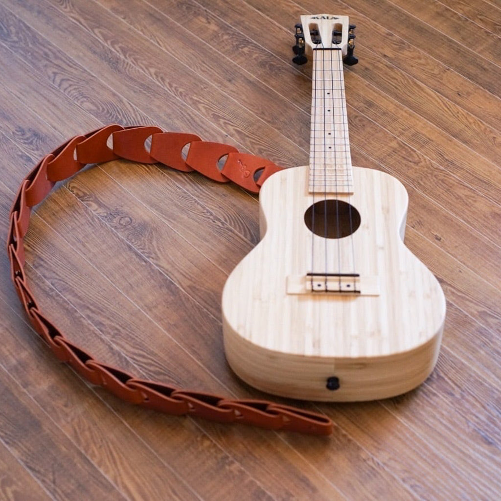 Wellington for ukulele Wellington | Scale-like ukulele strap