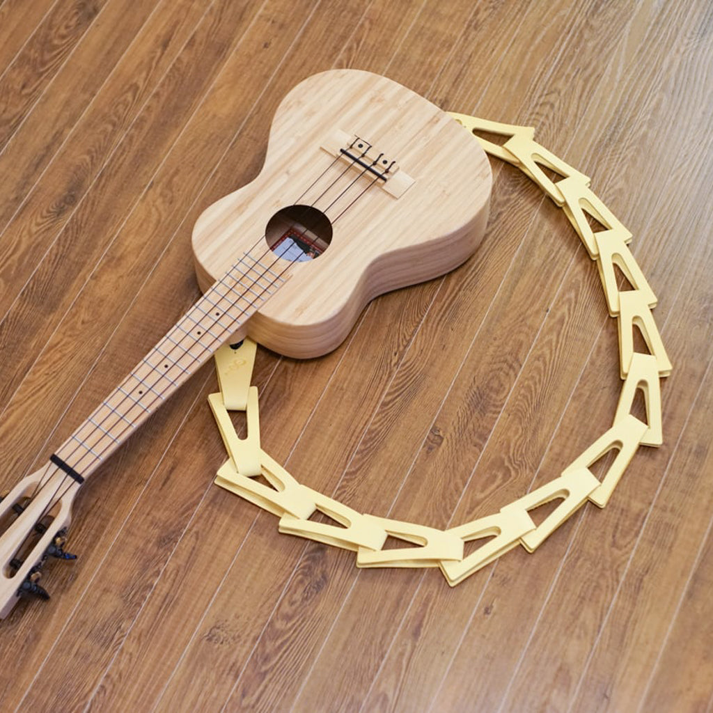 kolmio for ukulele 콜미오 | 비늘 같은 우쿨렐레 스트랩